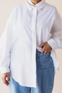 Beyaz Uzun Oversize Gömlek