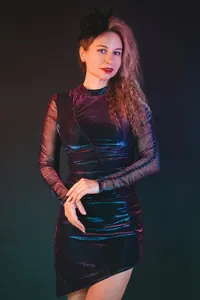 Metalik Tül Kollu Mini Elbise