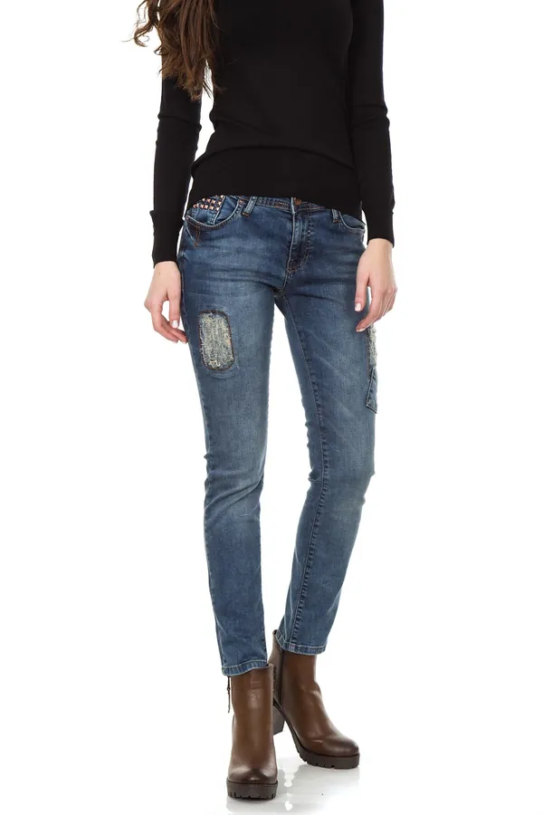Yama Detaylı Jean
